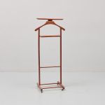 1106 4334 VALET STAND